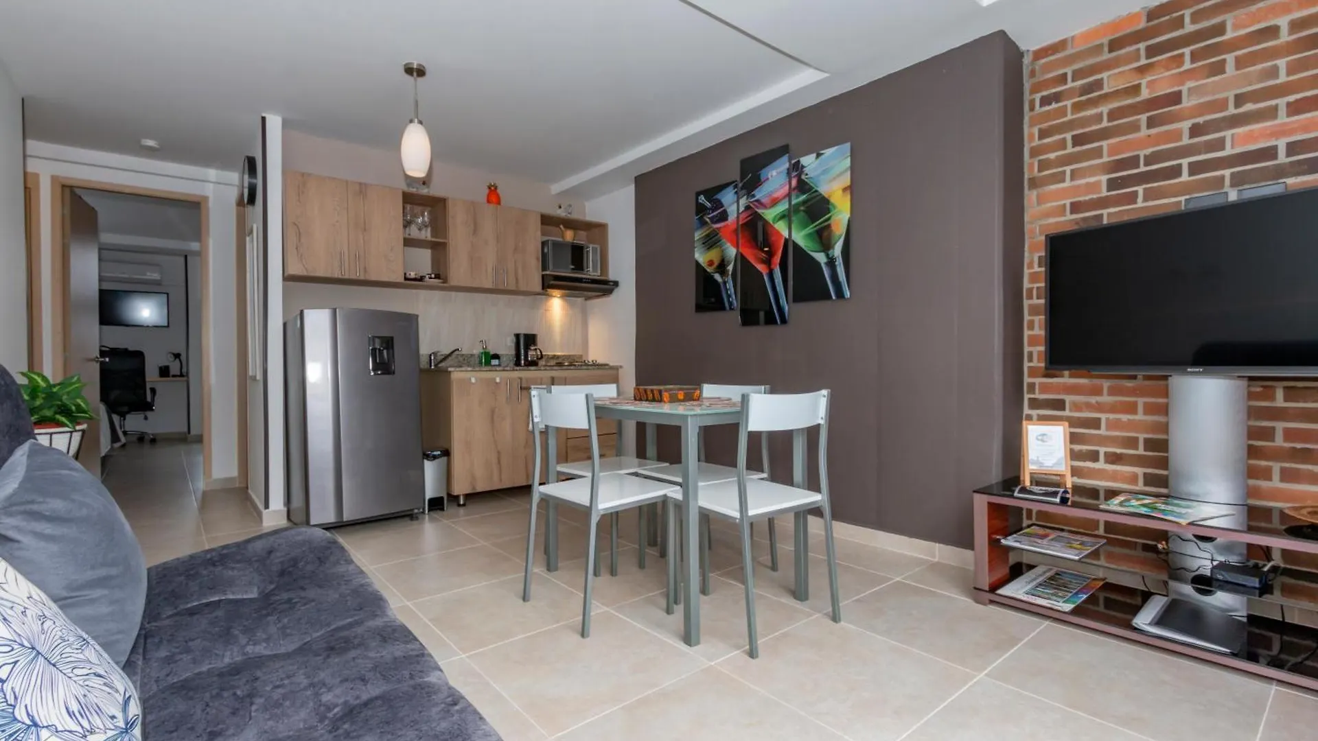 Apartment Apartamento Central En Zona Comercial Medellin