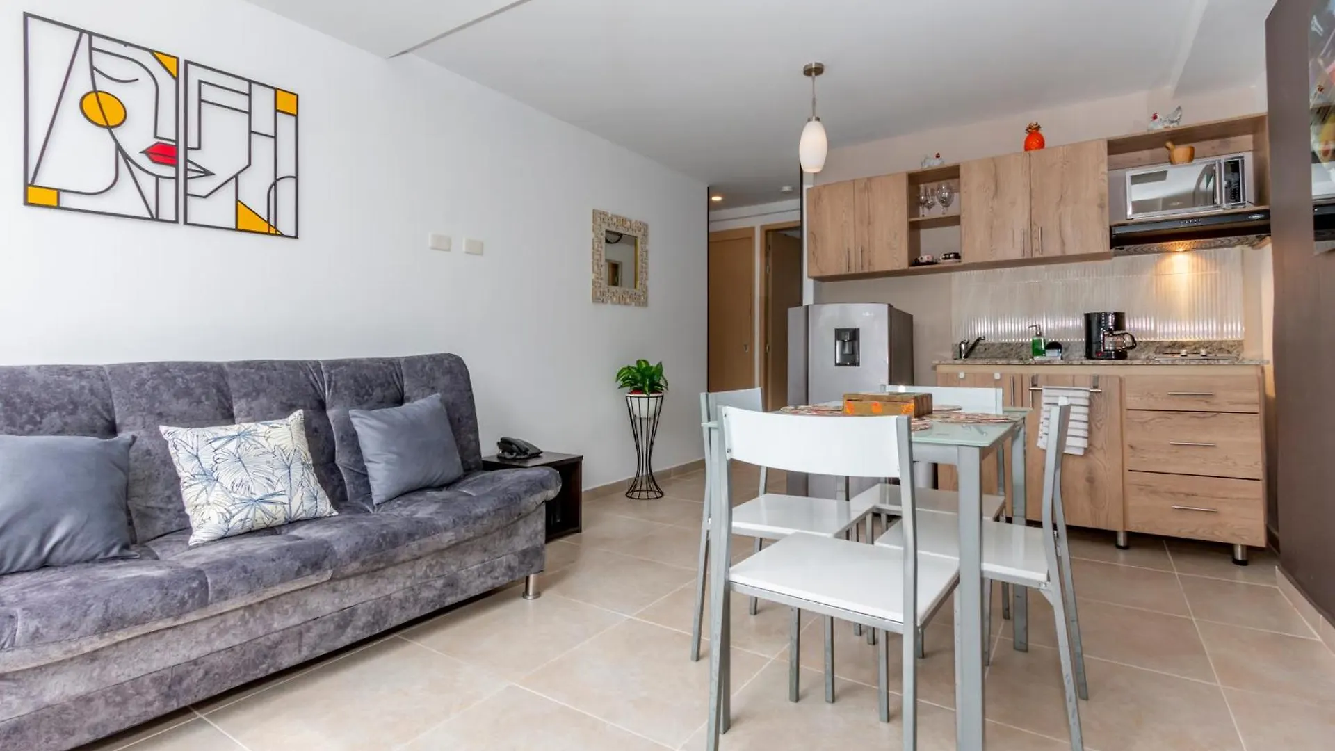 Apartment Apartamento Central En Zona Comercial Medellin