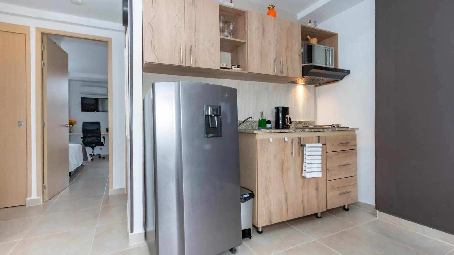 Apartamento Central En Zona Comercial Medellin Apartment