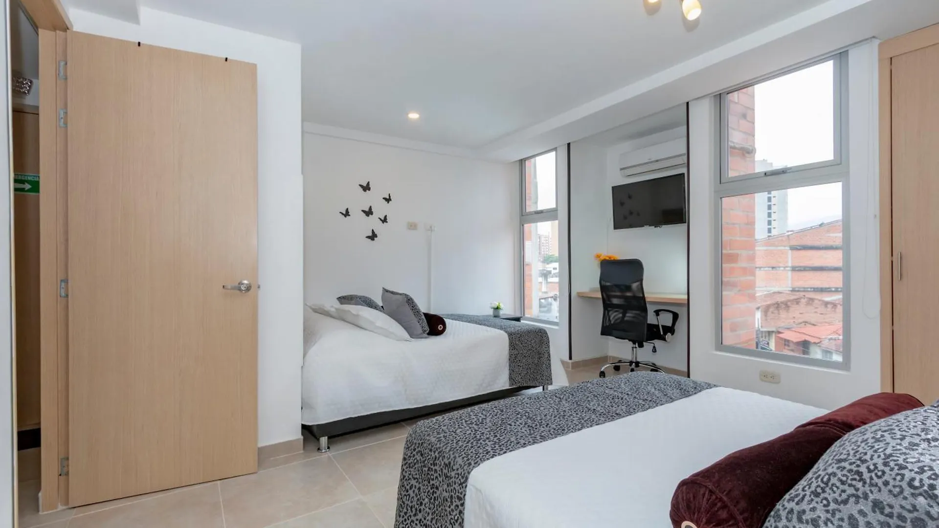 Apartment Apartamento Central En Zona Comercial Medellin